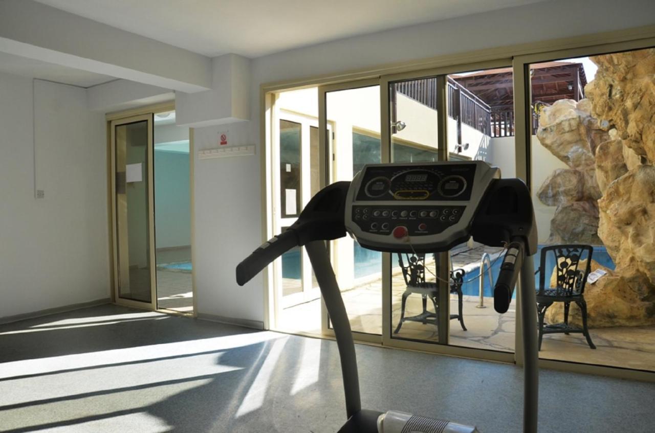 Pleasantly Furnished Apartment B201 With Large Terrace, Wi-Fi & Android Tv Peyia Exterior foto